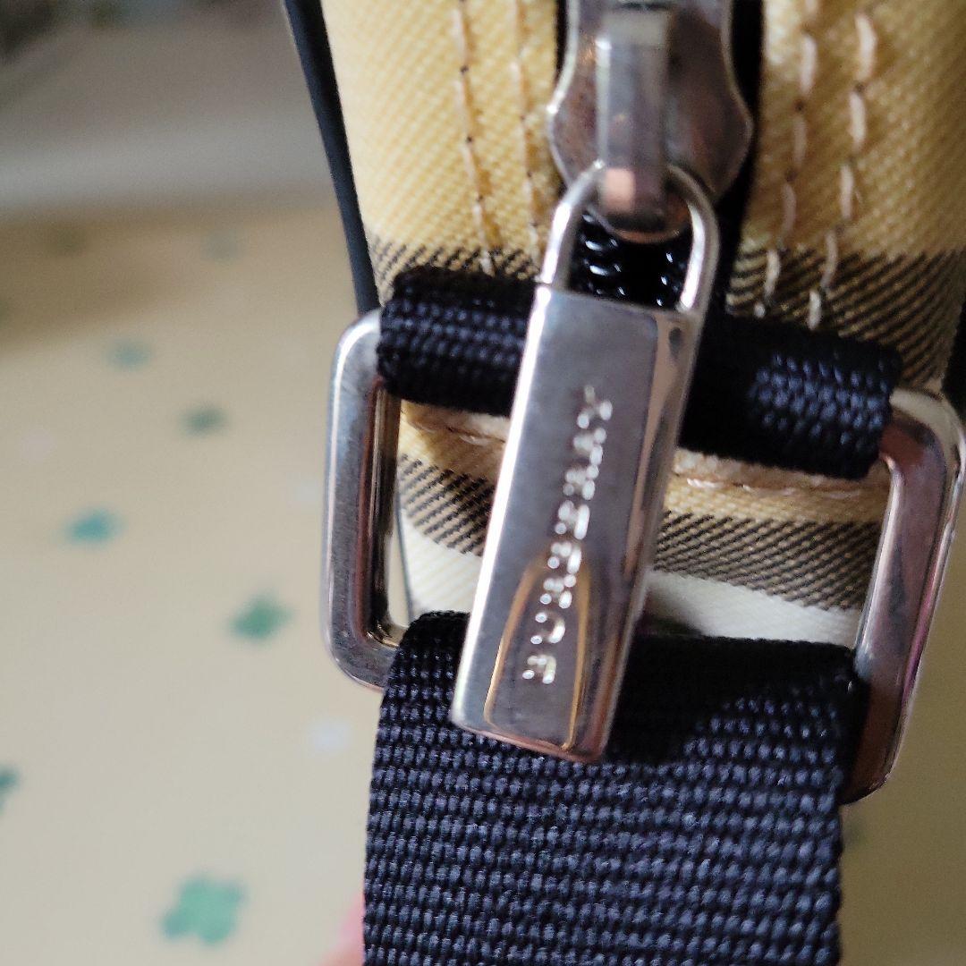 BURBERRY　ノバチェックポシェット