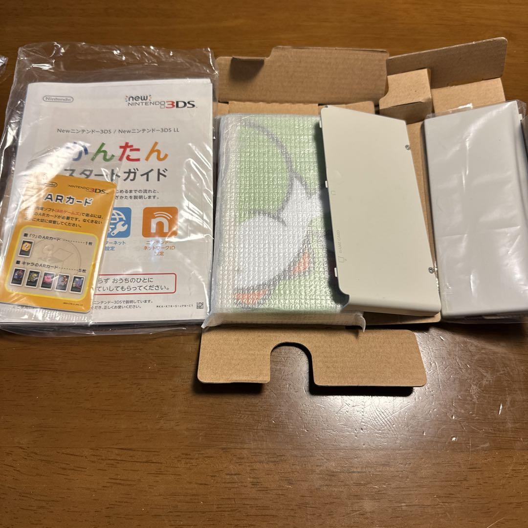 【ほぼ新品】new Nintendo 3DS 本体 きせかえプレートつき