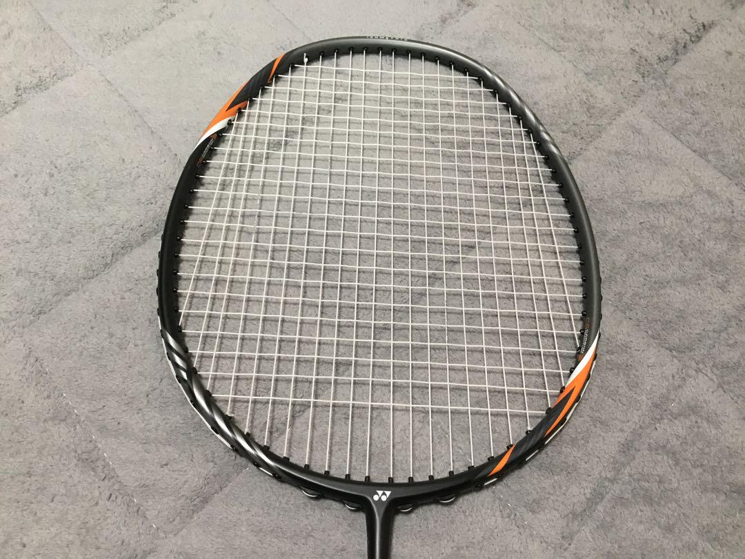 YONEX バドミントンラケット&ケース　ヨネックス　新品に近い　送料無料