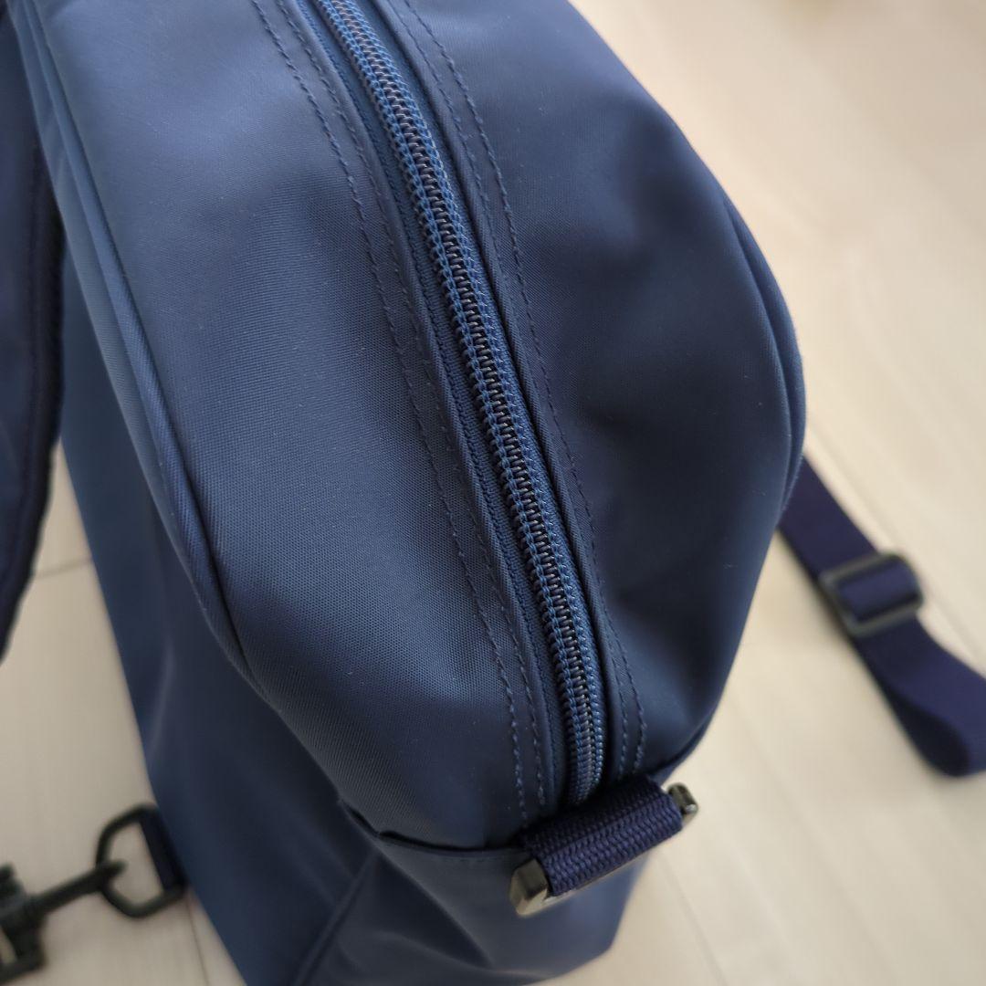【美品】familiar ネイビーリュック ファミリアチェック
