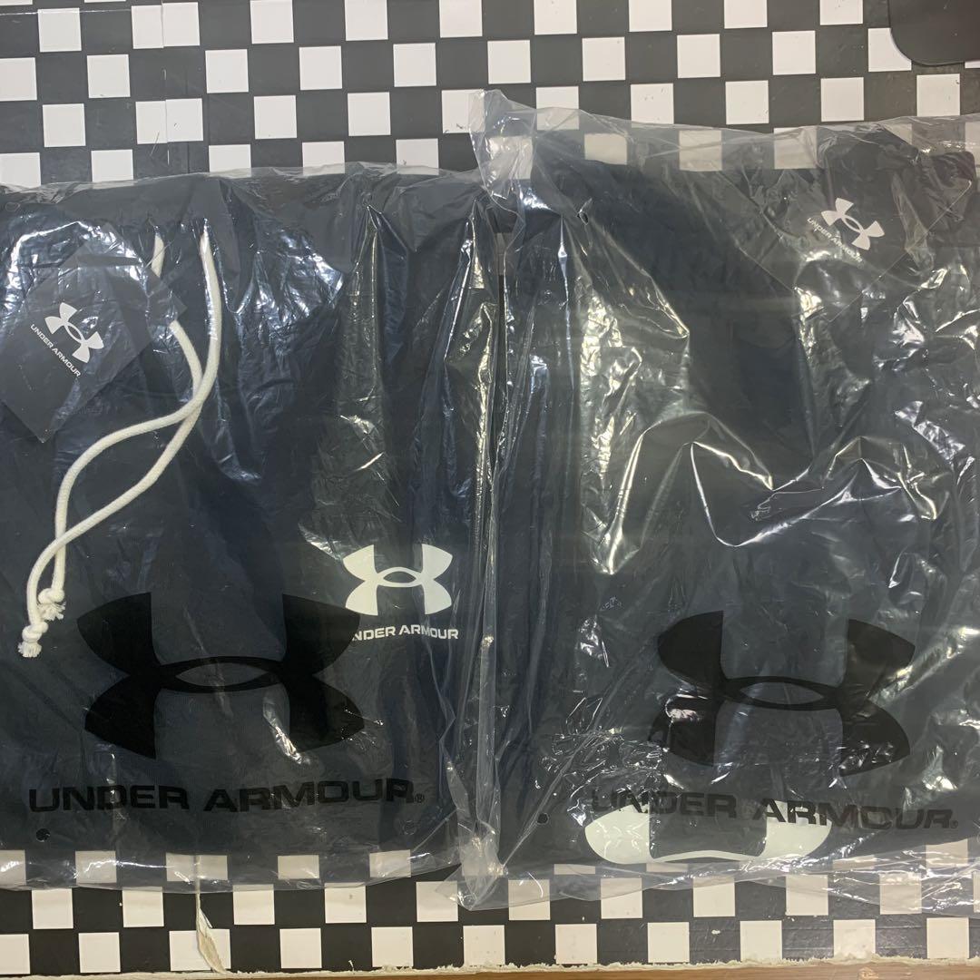 新品未使用　UNDER ARMOURライバルテリー　ブラック　セットアップ　 L