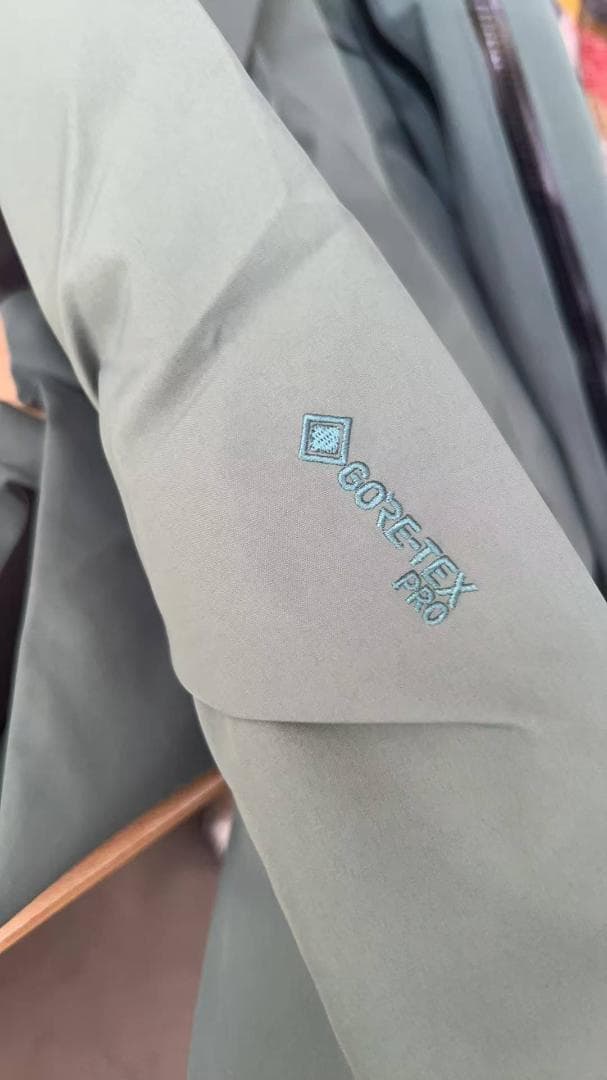 ARC'TERYX GORE-TEX PRO ジャケット
