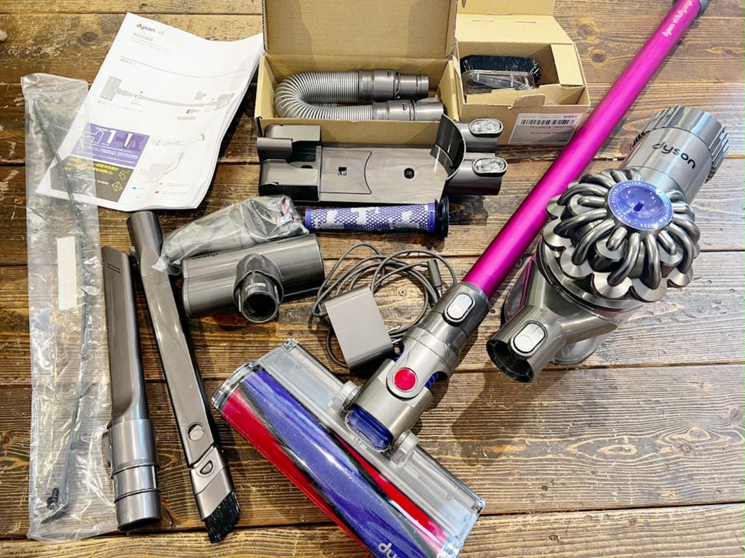 dyson ダイソン　手持ち　掃除機　家電　掃除　生活家電　取扱説明書付き