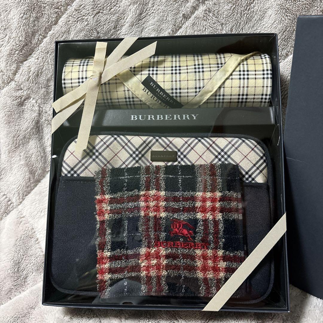新品 BURBERRY バーバリー ギフトBOX ポーチ&ハンカチ チェック