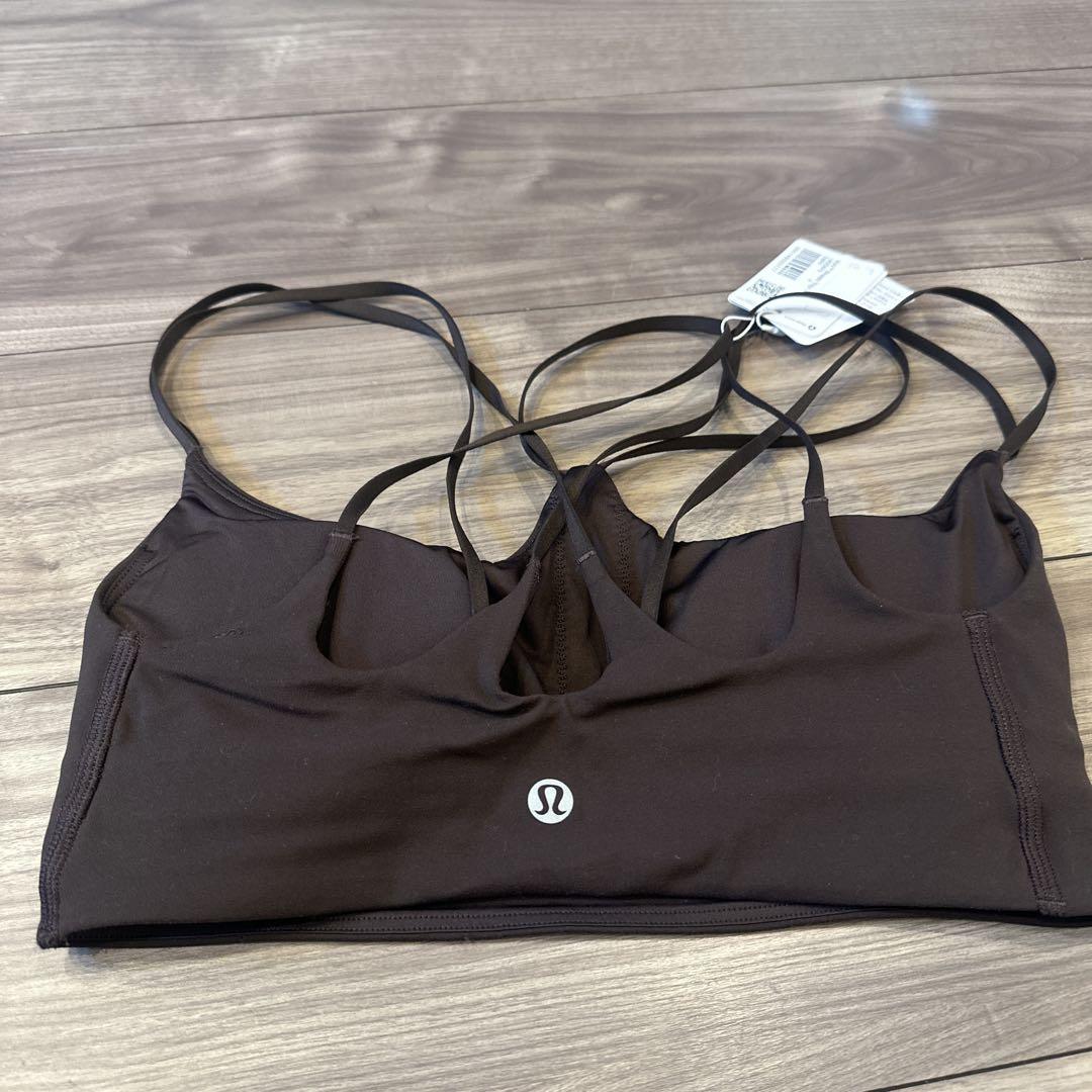 新品　ルルレモン lululemon Nulu ストラッピーヨガブラ