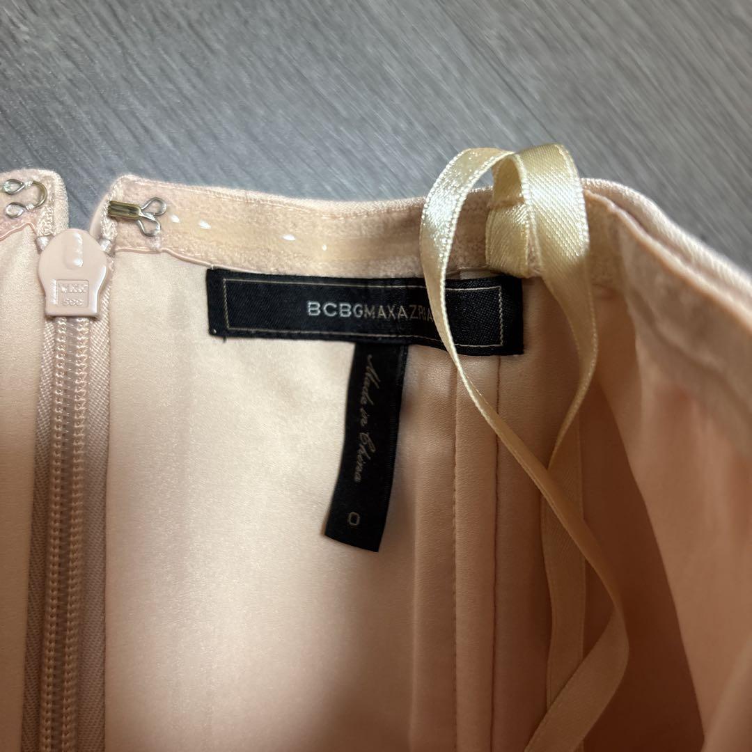 BCBGMAXAZRIA ロング　ベア　ドレス　スリット　ピンクベージュ BCBGMAXAZRIA ロング ベア ドレス スリット ピンクベージュ