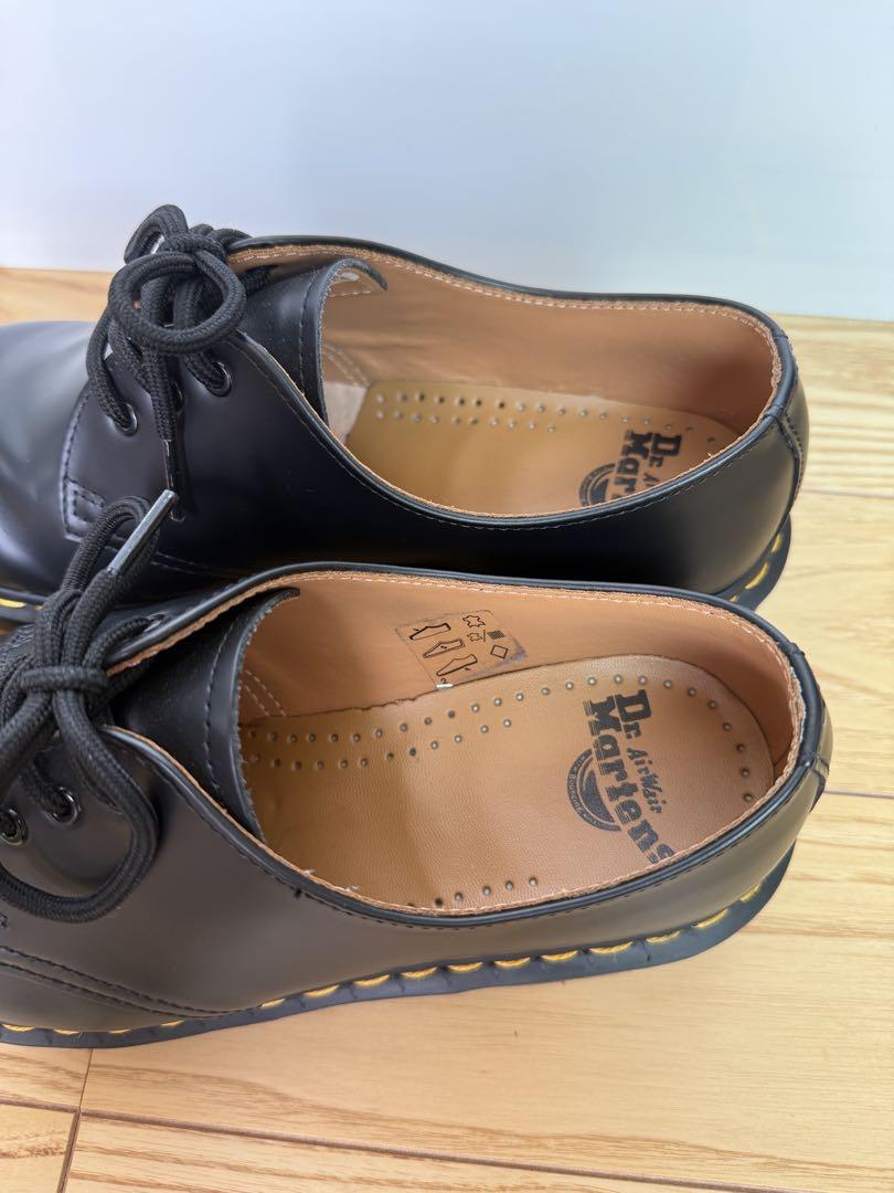Dr. Martens ドクターマーチン 10085 3ホールシューズ - メルカリ