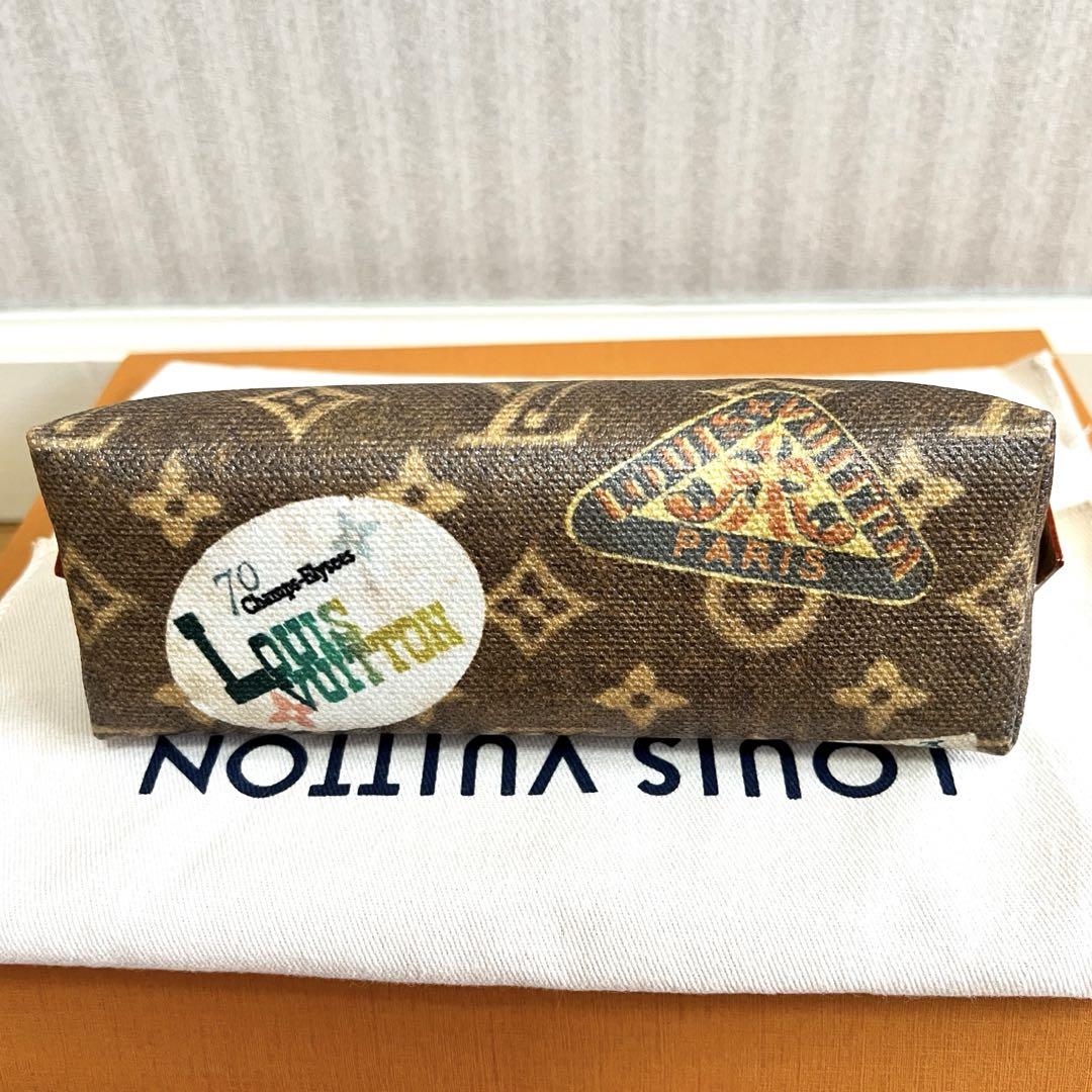 新品未使用♪完売品　フライト・モード ポシェット・コスメティック PM