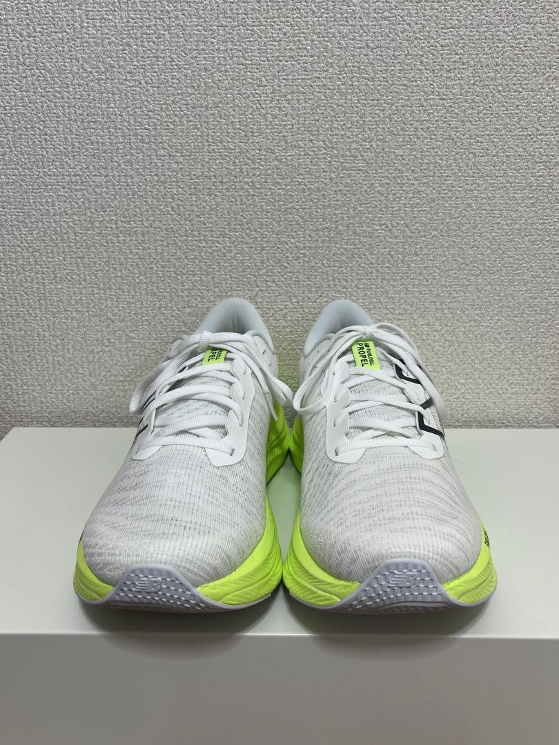 New Balance FUEL CELL v4 フューエルセル　プロペル