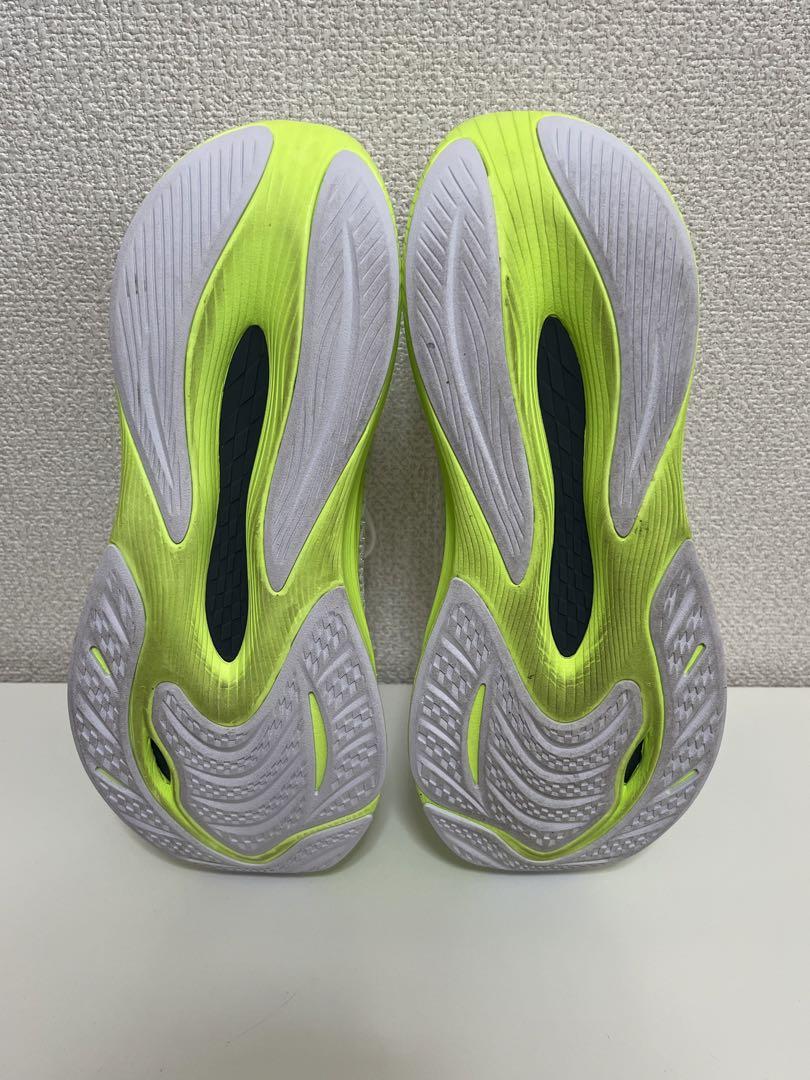 New Balance FUEL CELL v4 フューエルセル　プロペル