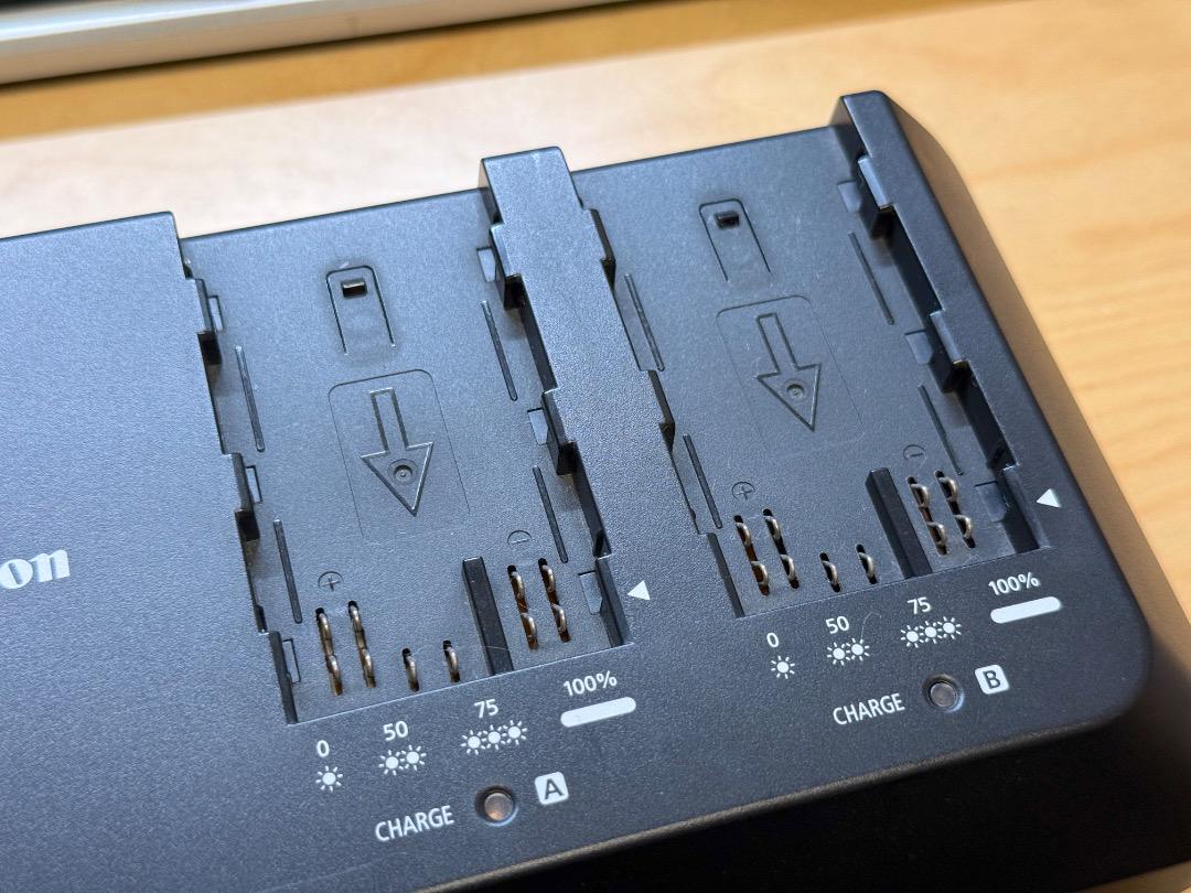 Canon CG-A10 バッテリーチャージャー BP-A30 BP-A60 用 カメラ