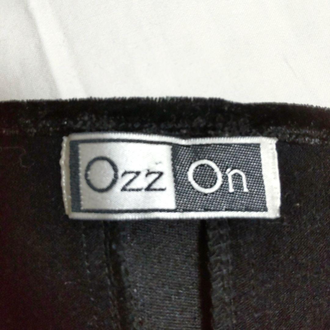 美品✨OZZ ON 長袖トップス アシンメトリック長袖トップス 花柄