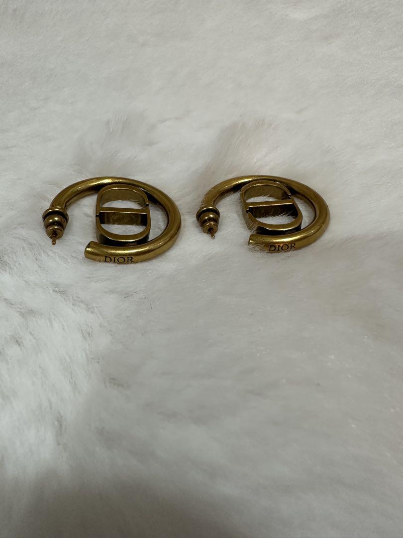 Dior 30 Montaigne ピアス ゴールド