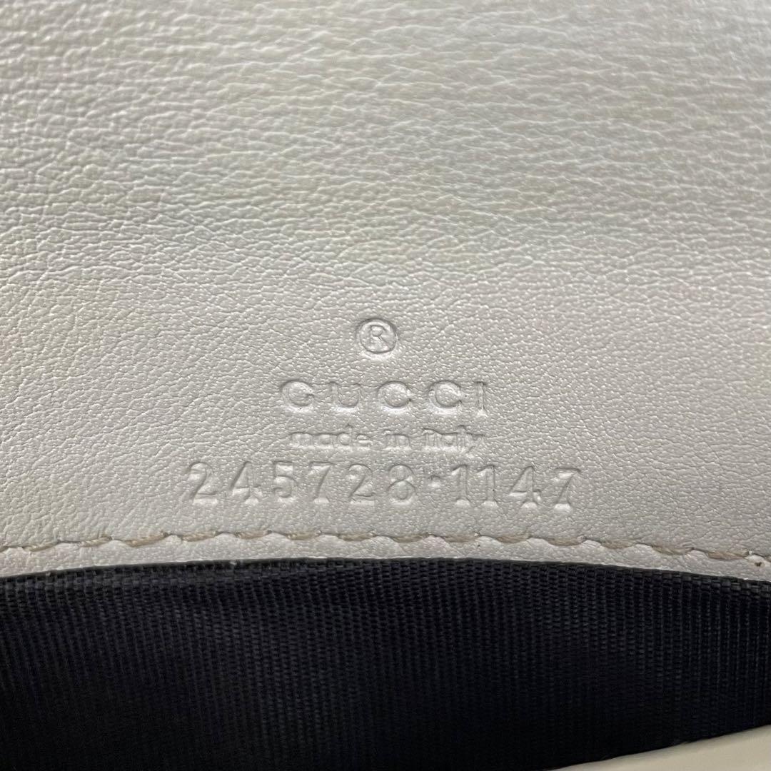GUCCI　グッチ　GG柄　シマ　ラブリーハート　長財布