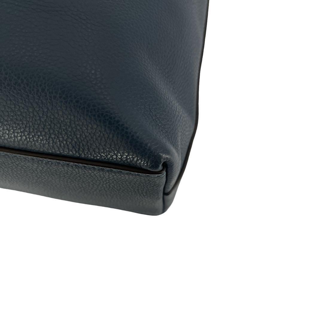 COACH ショルダーバッグ　チャールズ　スモール　メッセンジャーバッグ 紺