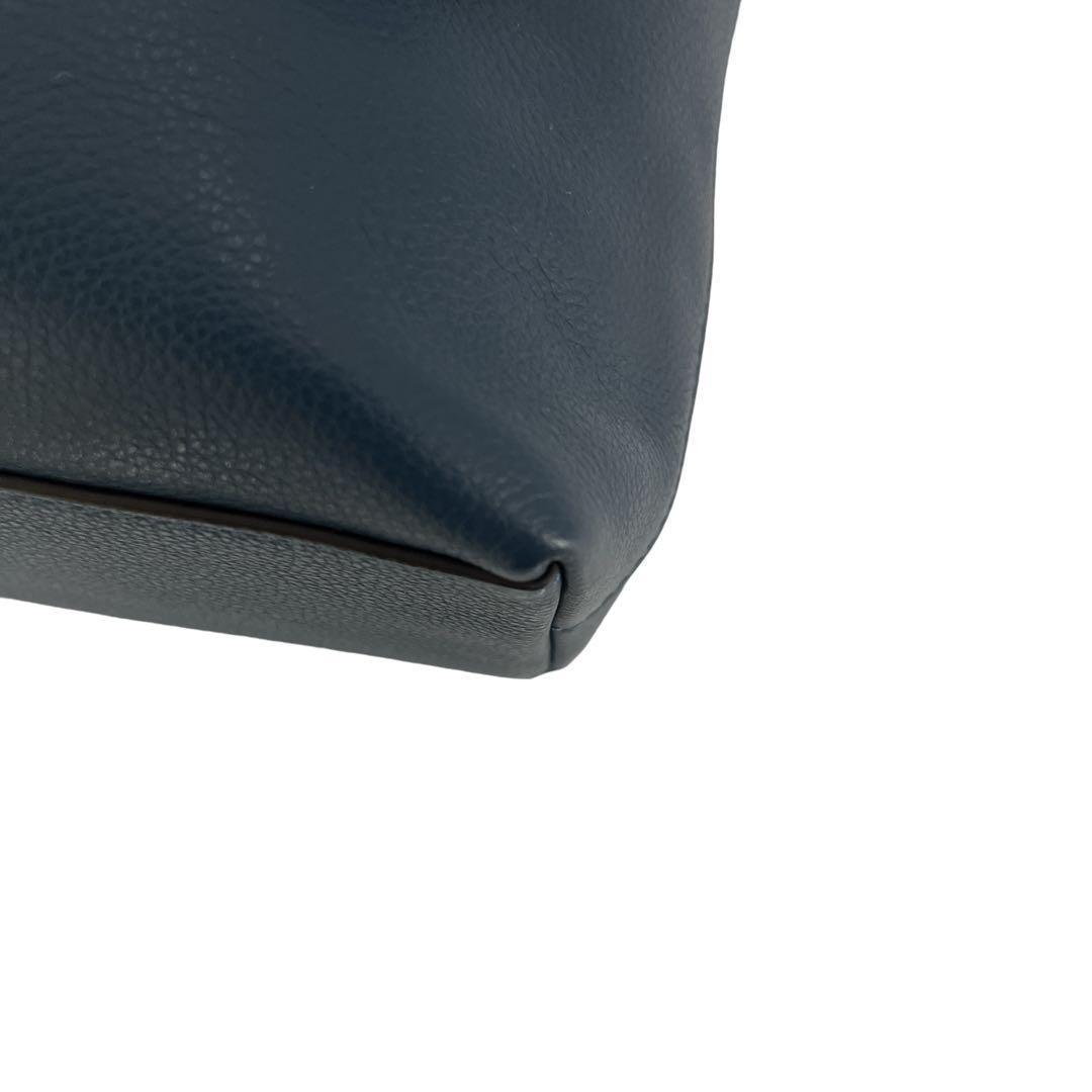 COACH ショルダーバッグ　チャールズ　スモール　メッセンジャーバッグ 紺