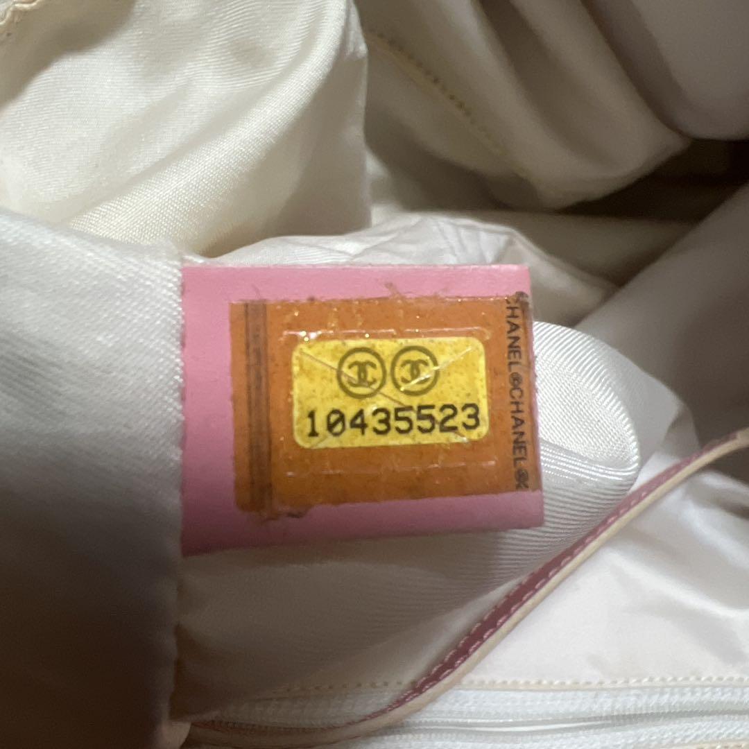 【CHANEL】ニュートラベルライン トートバッグ（訳あり）