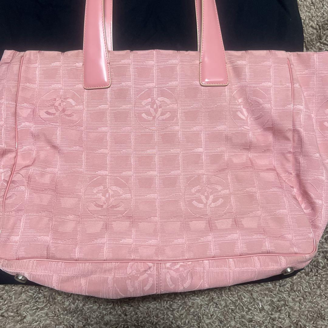 【CHANEL】ニュートラベルライン トートバッグ（訳あり）