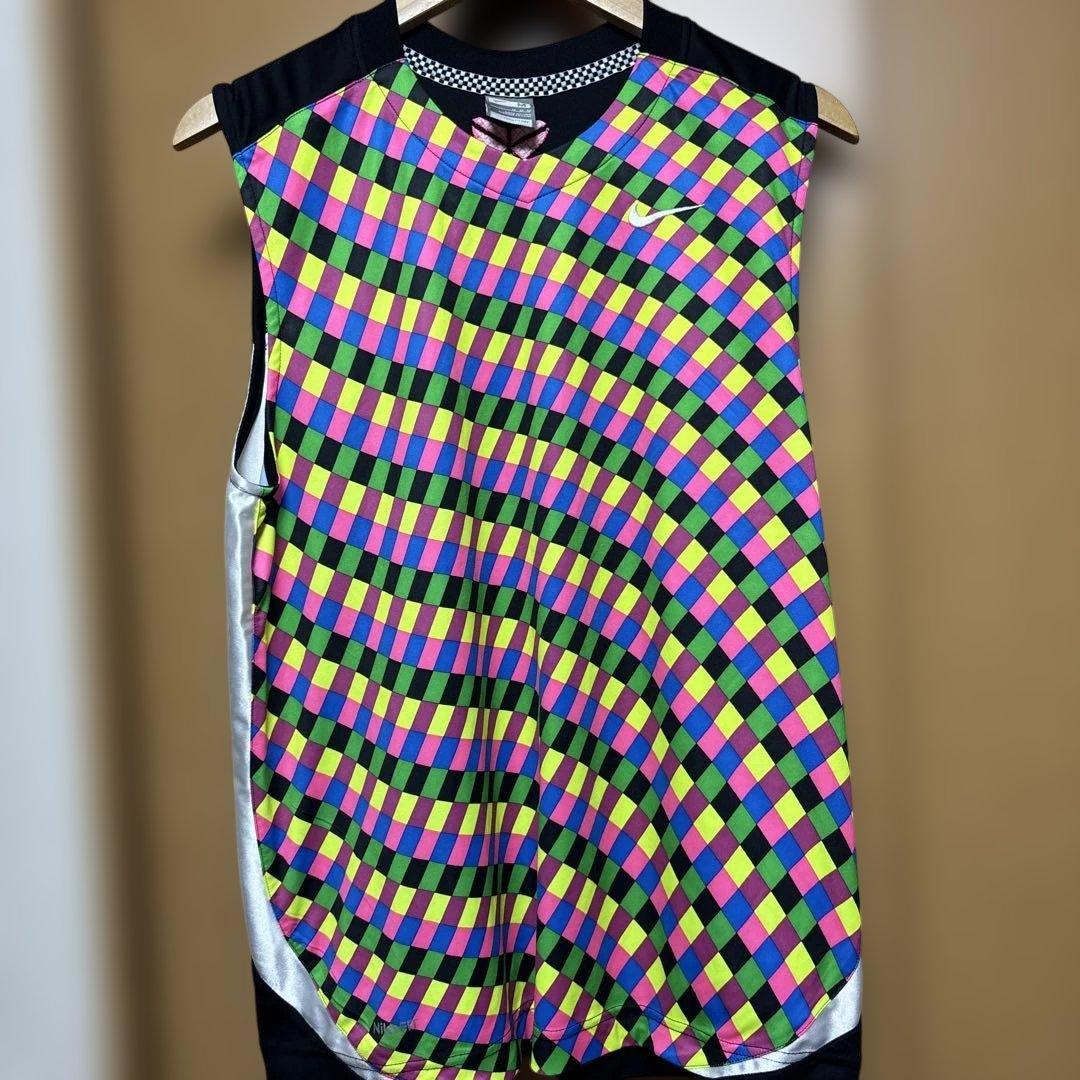 Nike コービー　KOBE マルチカラー チェック柄 タンクトップ Mウェア