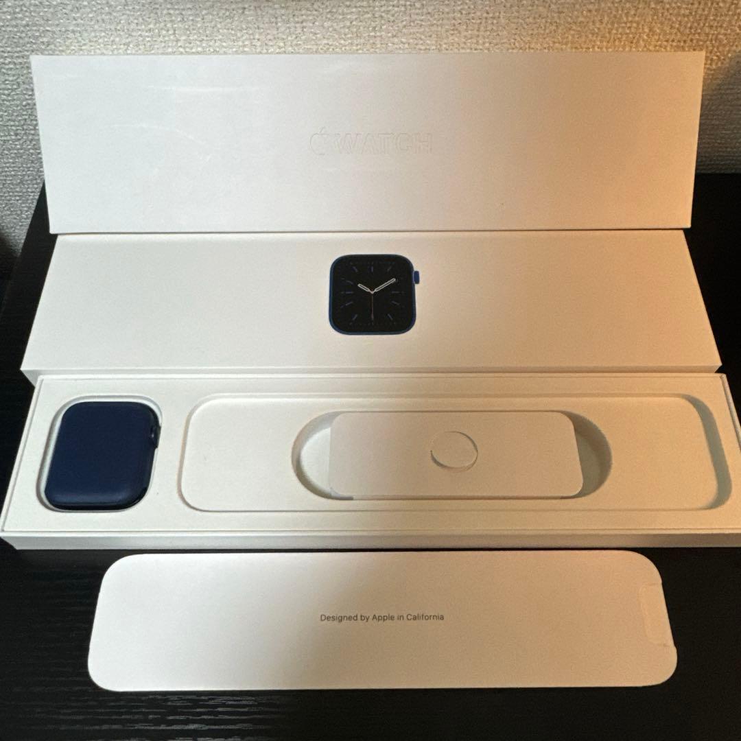 Apple Watch Series 6（44mm /ブルーアルミニウム）