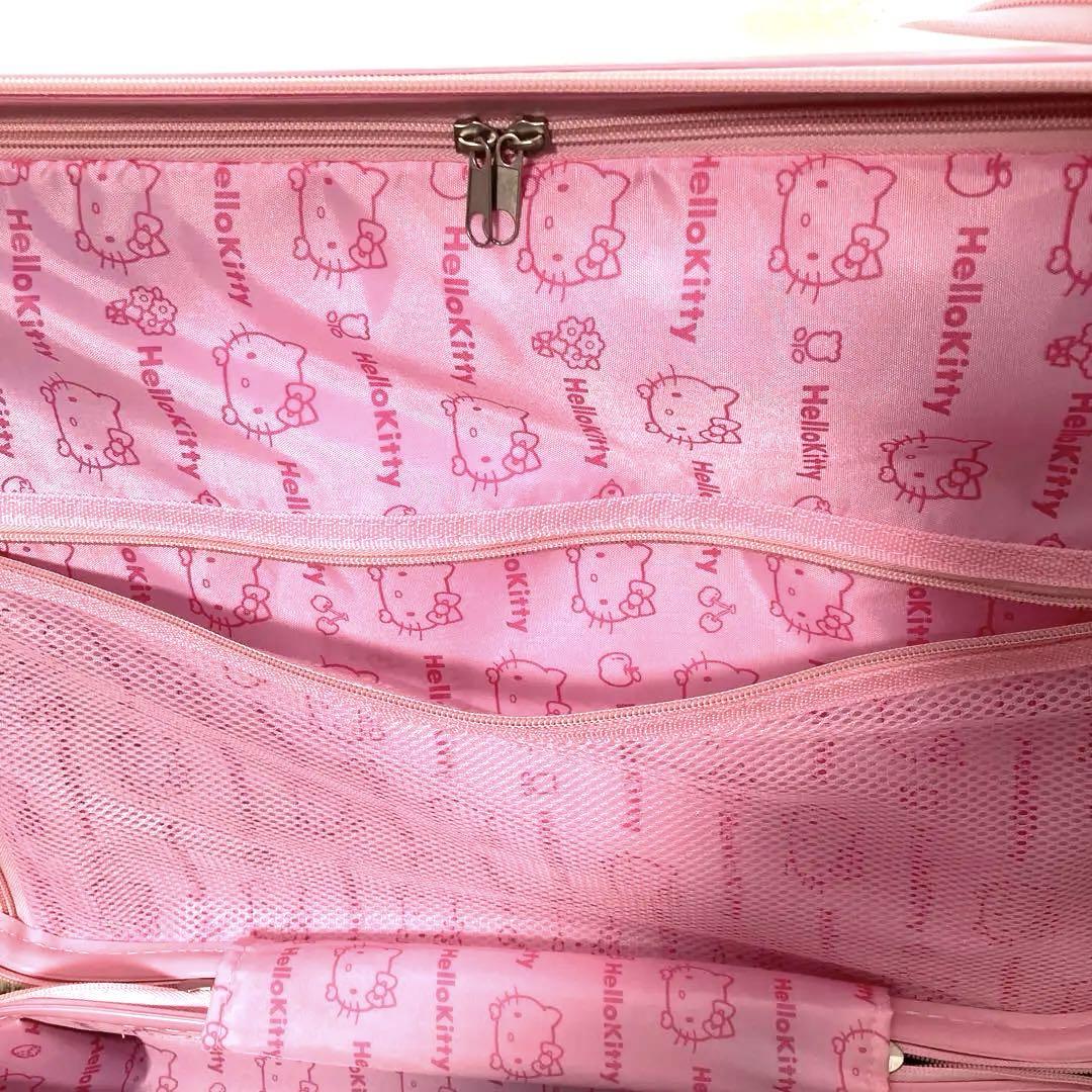 Hello Kitty スーツケース