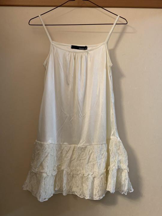メルカリ ワンピースの中に着る服 ひざ丈ワンピース 777 中古や未使用のフリマ メルカリ ワンピースの中に着る服 ひざ丈ワンピース 777 中古や未使用のフリマ