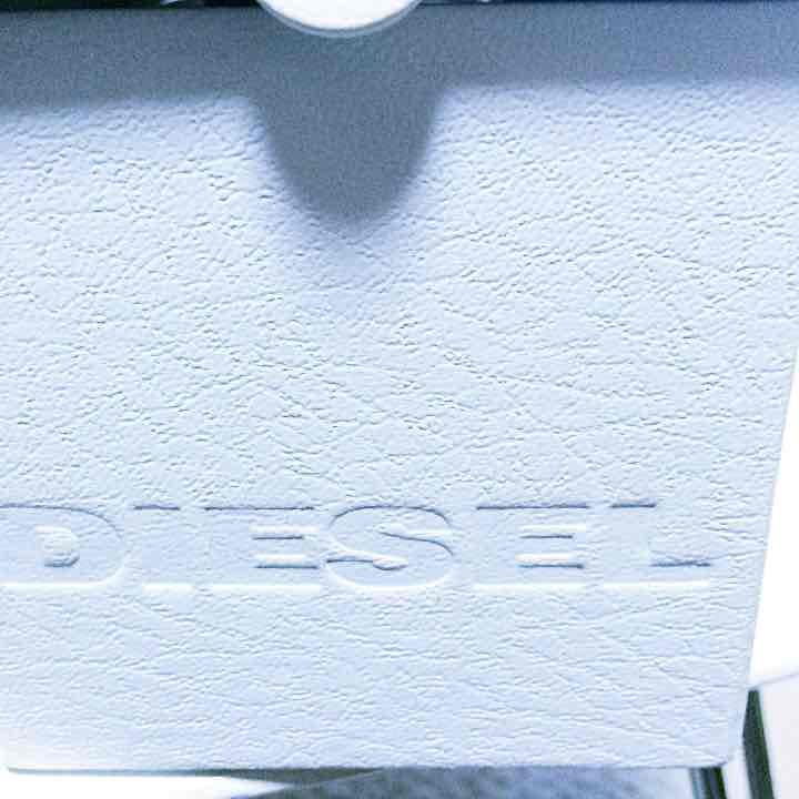 メガチーフ 40ミリ 腕時計 GSvef-m736769357 箱付きDIESEL NEW安い
