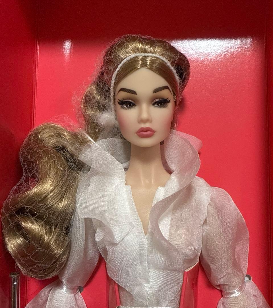 Poppy Parker pretty pink