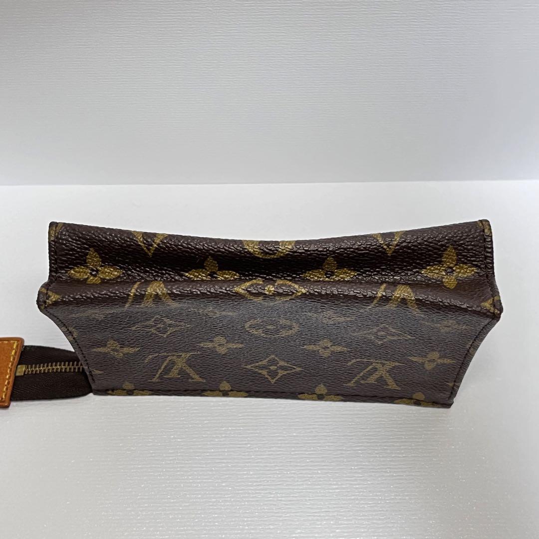 LOUIS VUITTON ルイヴィトン モノグラム ポーチ 小物入れ ブランド