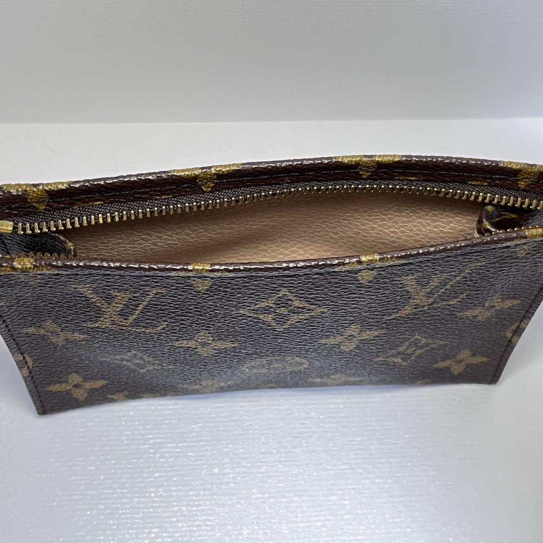 LOUIS VUITTON ルイヴィトン モノグラム ポーチ 小物入れ ブランド