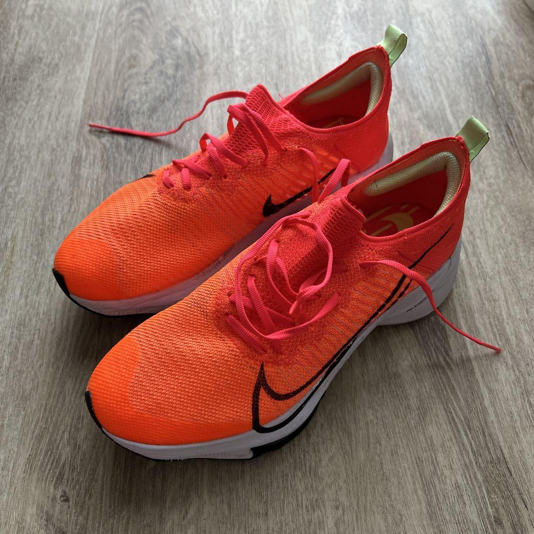 Nike ZoomX ランニングシューズ レッド/オレンジ Nike airzoom tempo next% ランニングシューズ オレンジ - メルカリ