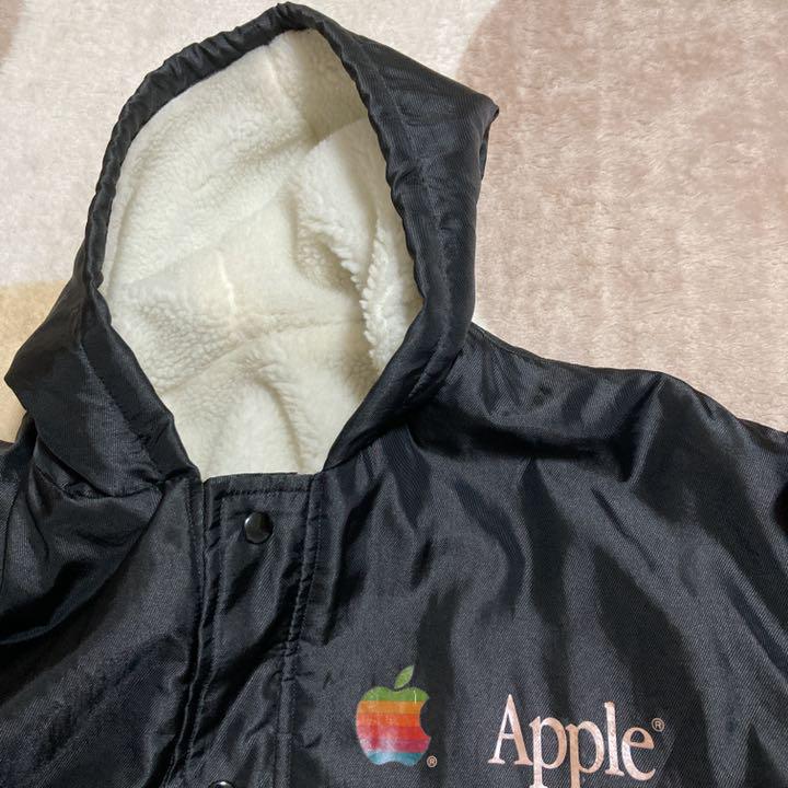 Apple ロゴ入りベンチコート