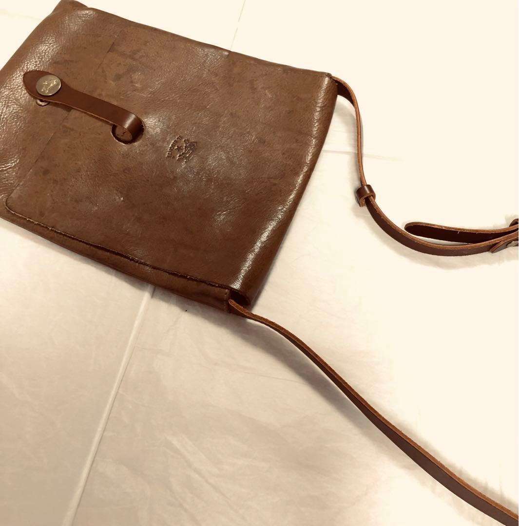 ショルダーバッグILBISONTE