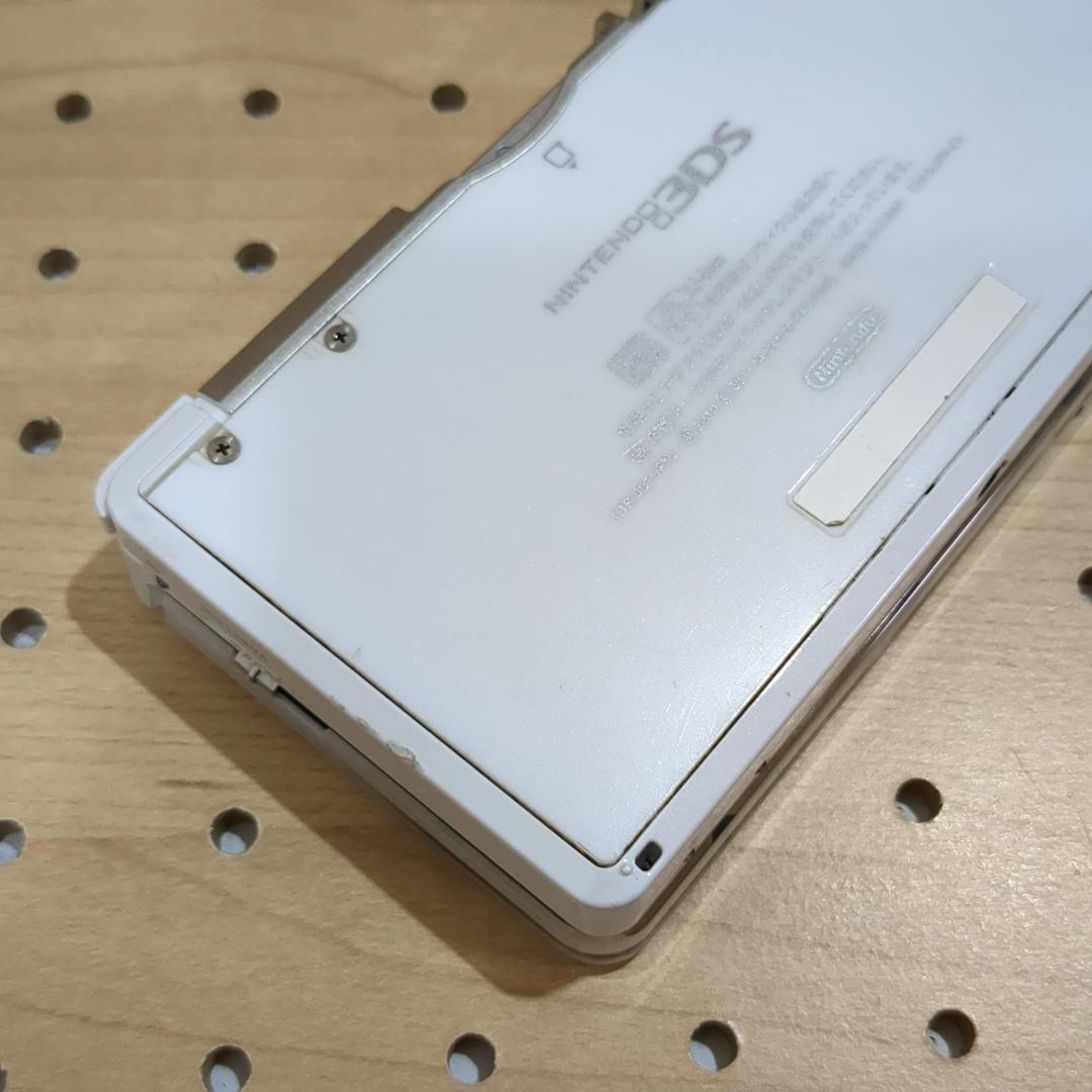 動作品/点検・整備済み ニンテンドー3DS 本体 アイスホワイト（付属品あり）②