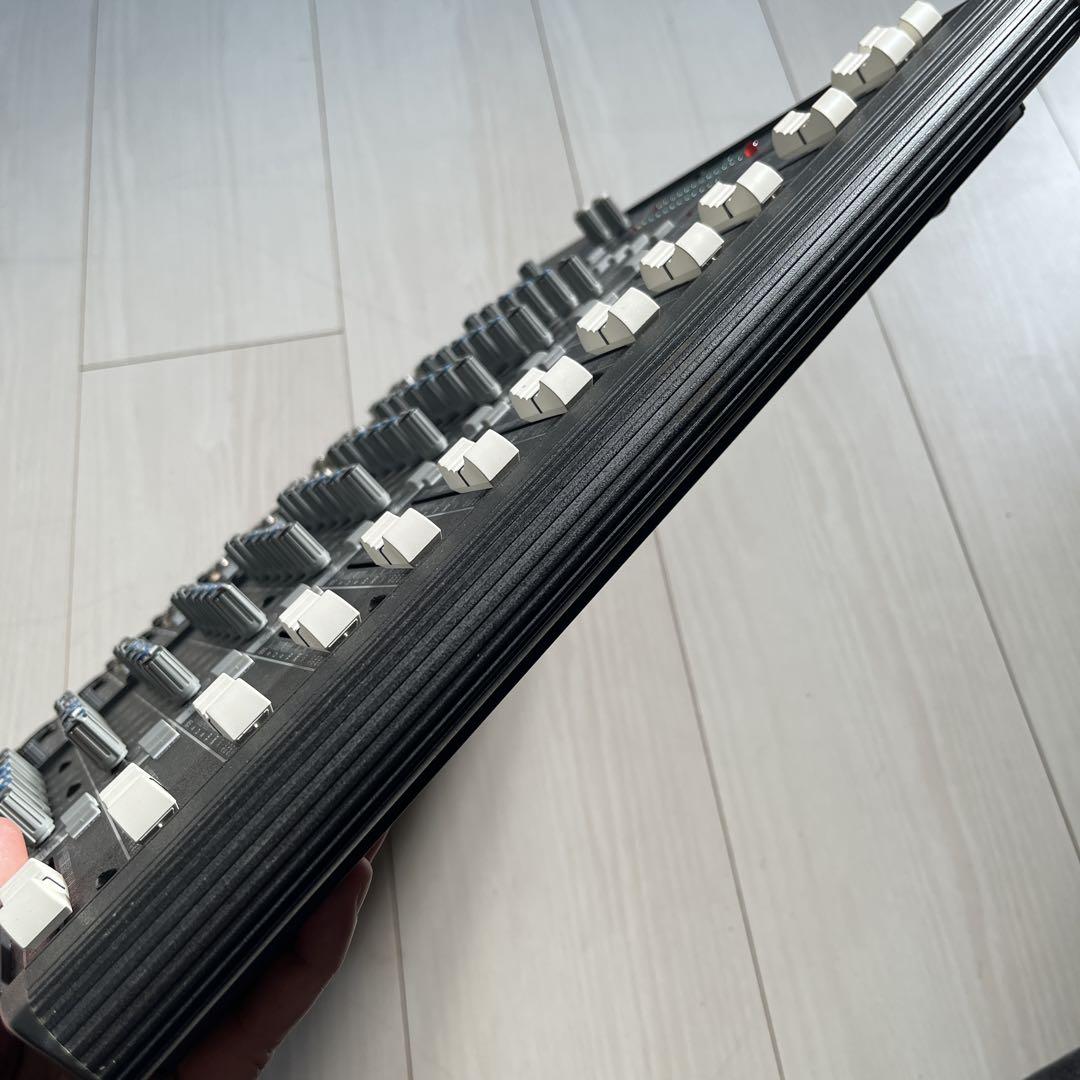 マッキー　MACKIE 1402-VLZ PRO