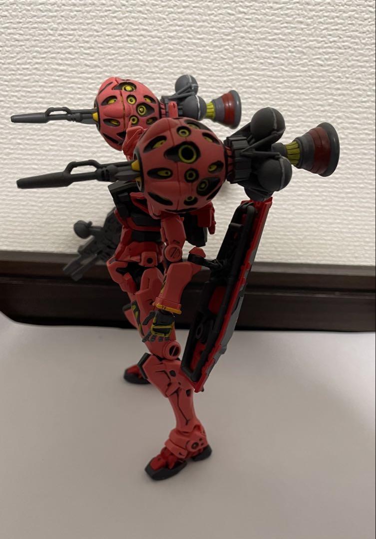 ガンプラ　HG 赤いガンダム　部分塗装　完成品