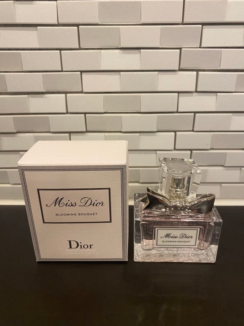 ミスディオールChristian Dior