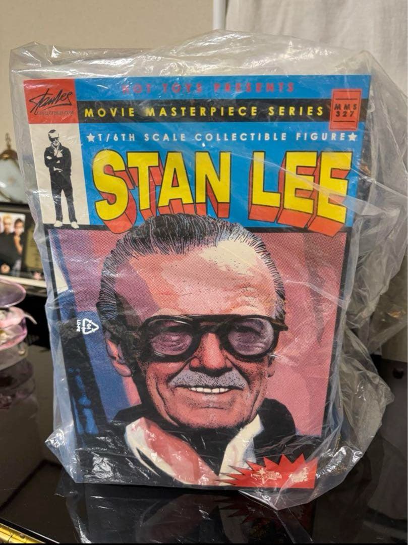 ホットトイズ Hot Toys スタン・リー 1/6スケール フィギュア