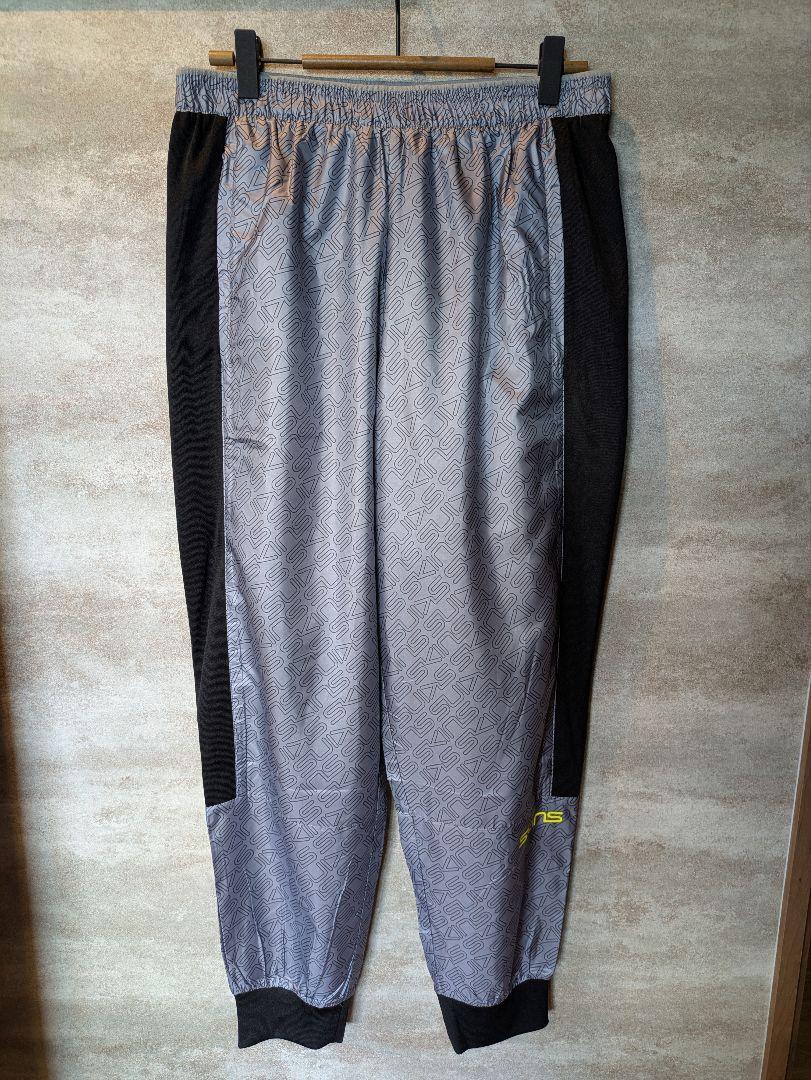 【新品】SKINS　スキンズ　トレーニングパンツ Mサイズ グレー