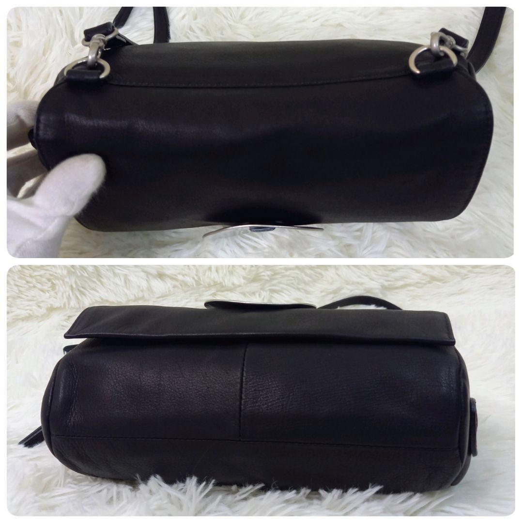 ✨️美品 kawa-kawa 2WAY ショルダーバッグ レザー 貝ボタン 黒 ✨️美品 kawa-kawa 2WAY ショルダーバッグ レザー 貝ボタン 黒