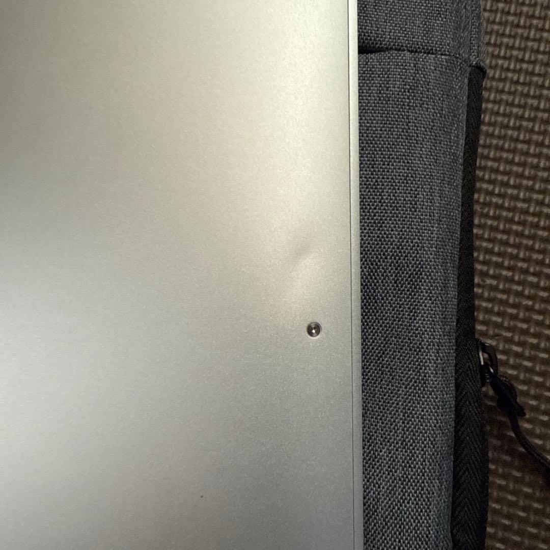 Apple MacBook Air 2017 13㌅ i5 8G 256GB Apple MacBook Air 2017 13㌅ i5 8G 256GB