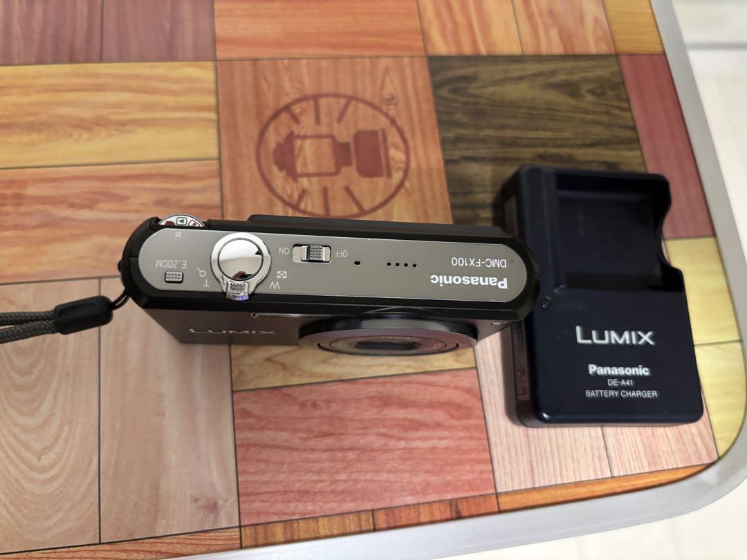 LUMIX 12メガピクセル コンパクトデジタルカメラ