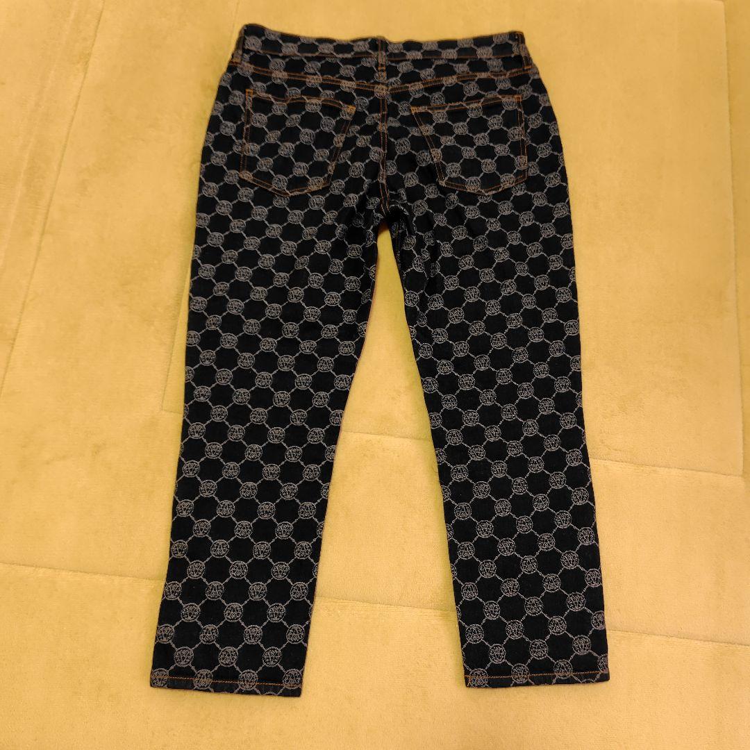 アンコキーヌ☆モノグラム柄クロップドパンツ新品ＬＬ