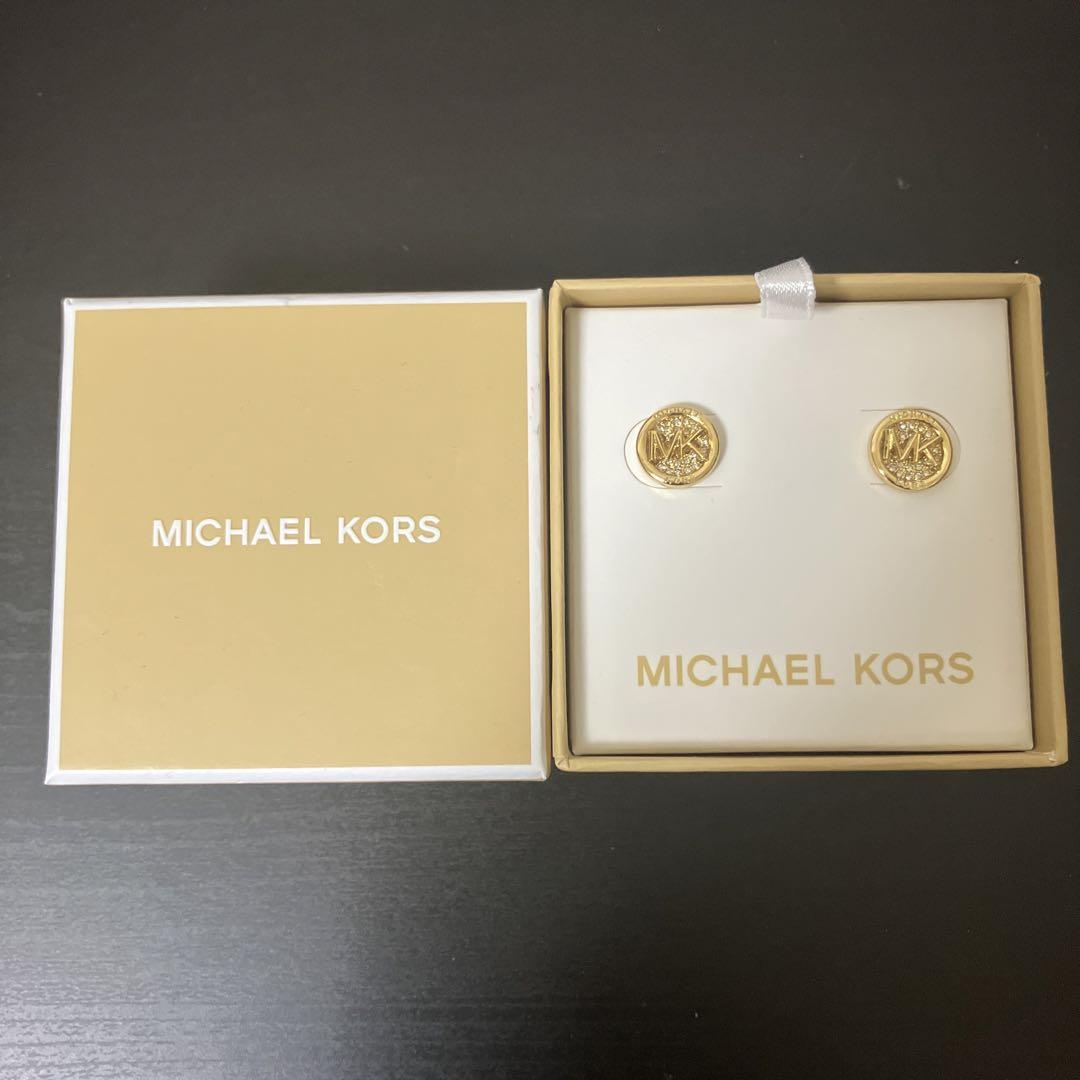 新品 MICHAEL KORS ピアス ゴールド MK BOX入り - メルカリ