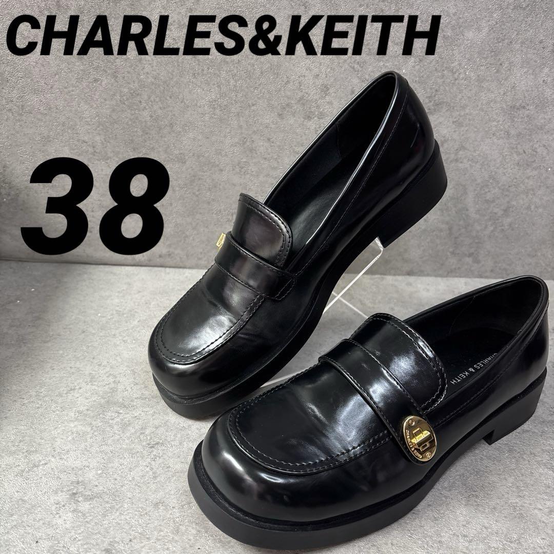 CHARLES&KEITH メタリックバックル ストラップローファー 38