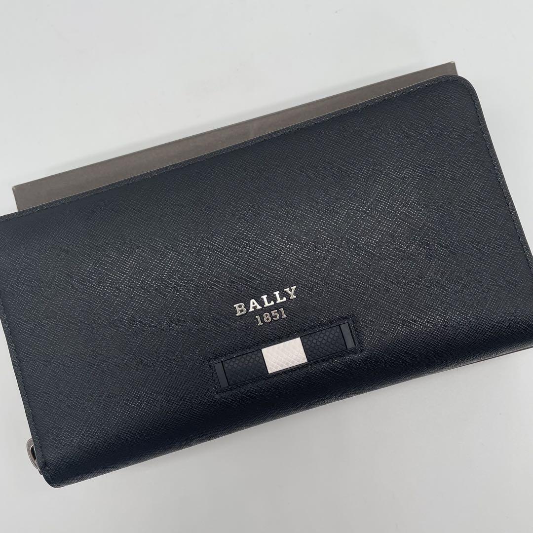 現行 未使用級 ✨ BALLY バレン ラウンドジップ 長財布 トレスポ 現行 未使用級 ✨ BALLY バレン ラウンドジップ 長財布 トレスポ