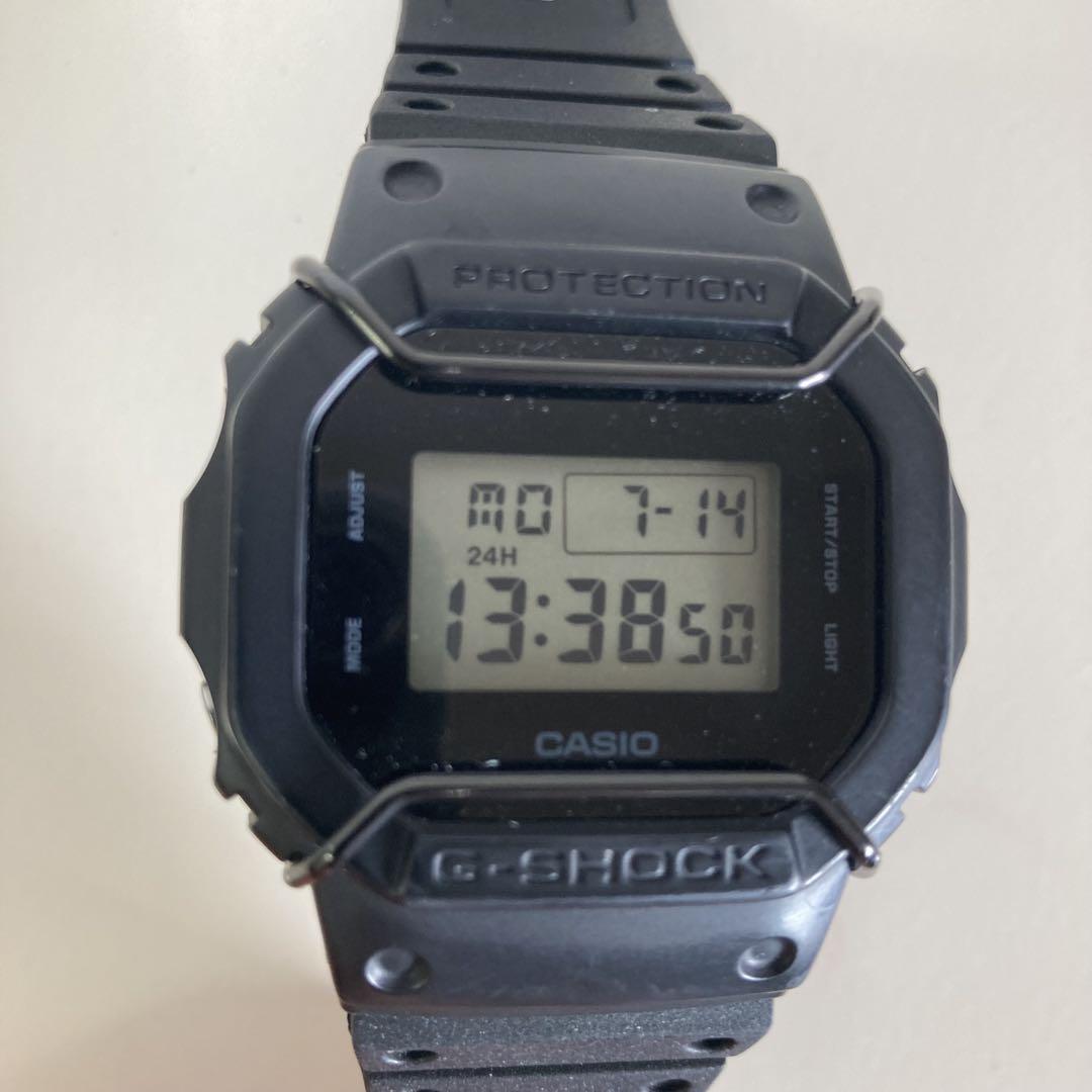 液晶反転CASIO G-SHOCK DW-5600BB