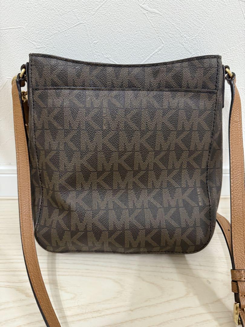 MICHAEL KORS モノグラムショルダーバッグ - メルカリ