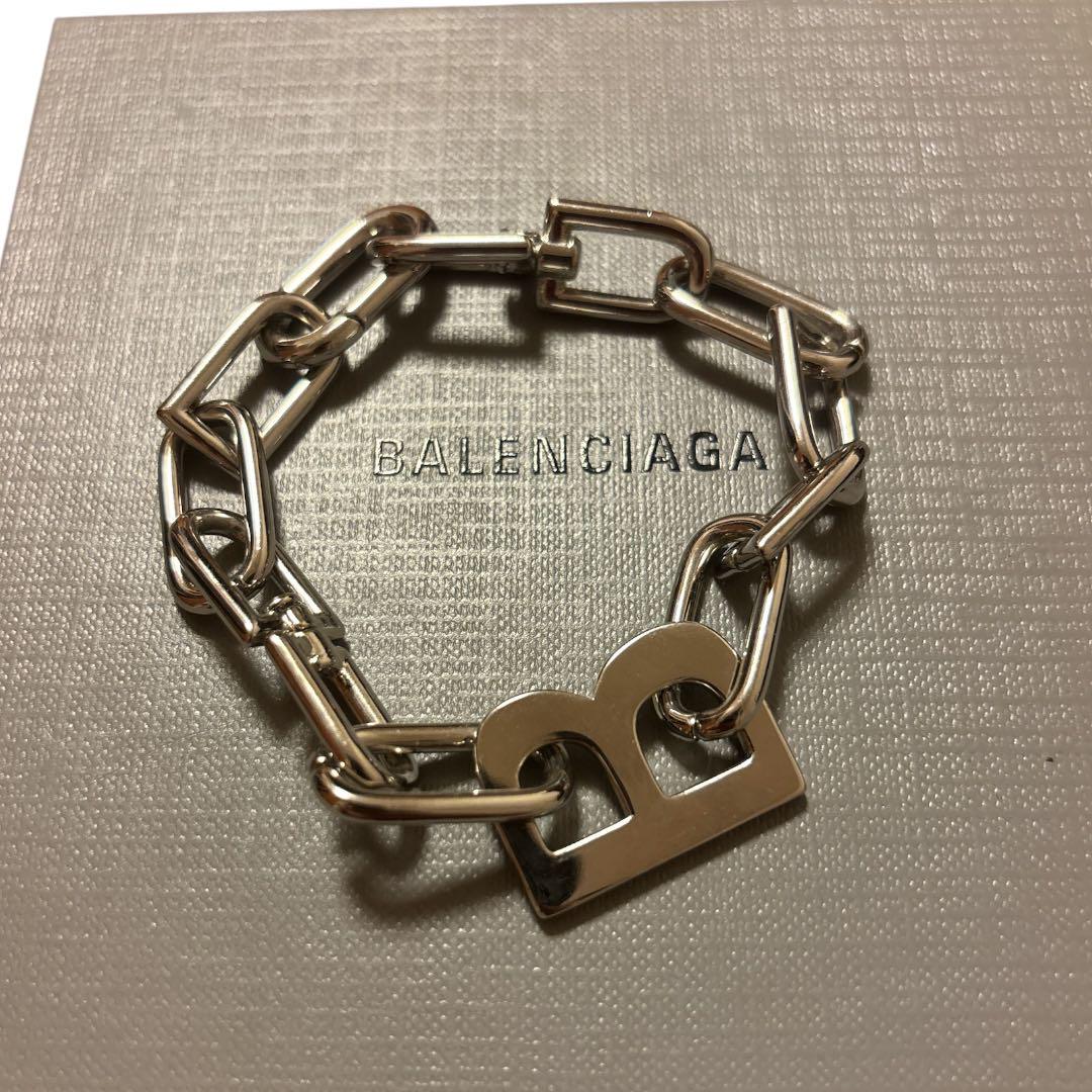 BALENCIAGA チェーンブレスレット - メルカリ