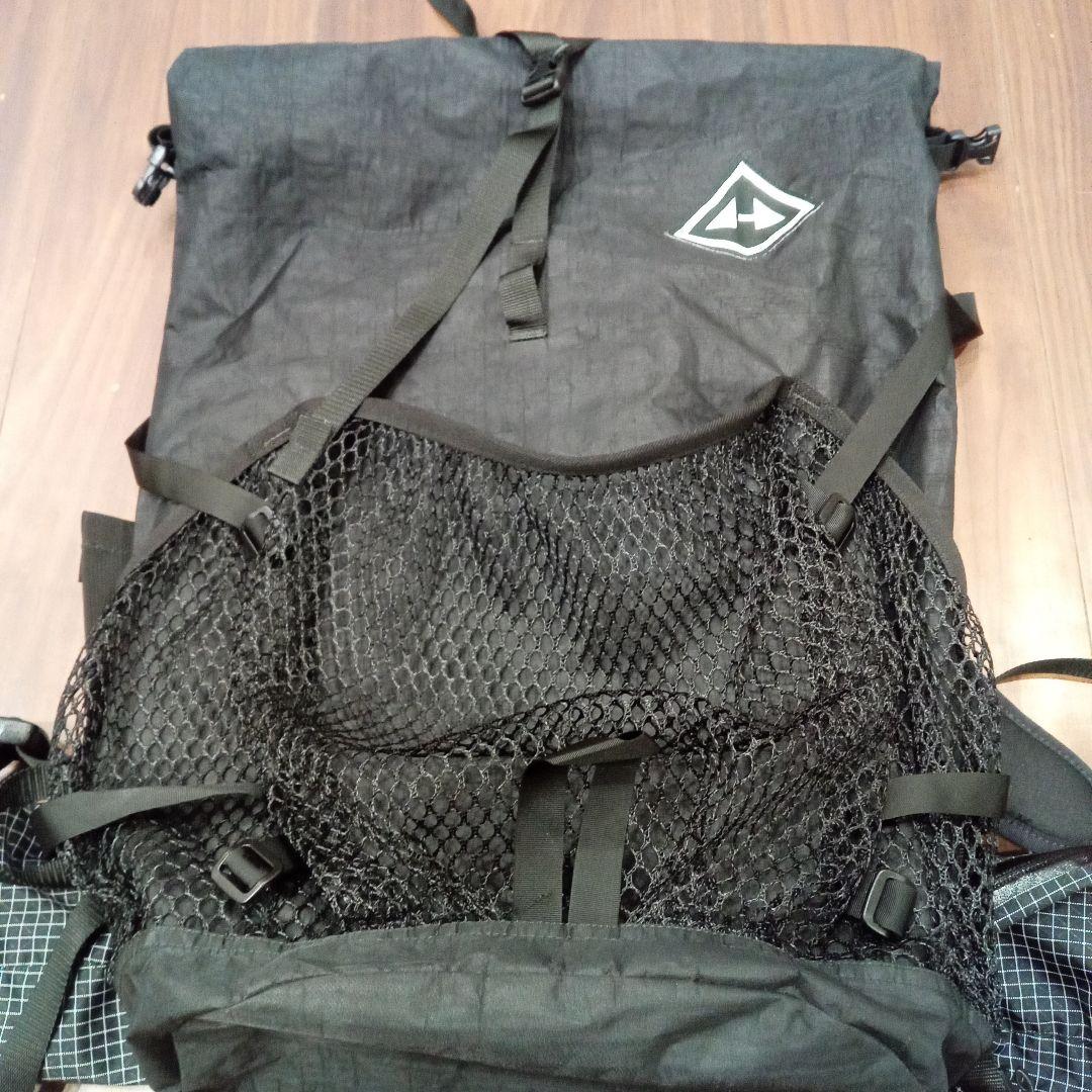Hyperlite Mountain Gear Windrider2400 M目立った傷や汚れなし